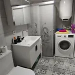 Villa 2min To Historic Elevator Detached House *